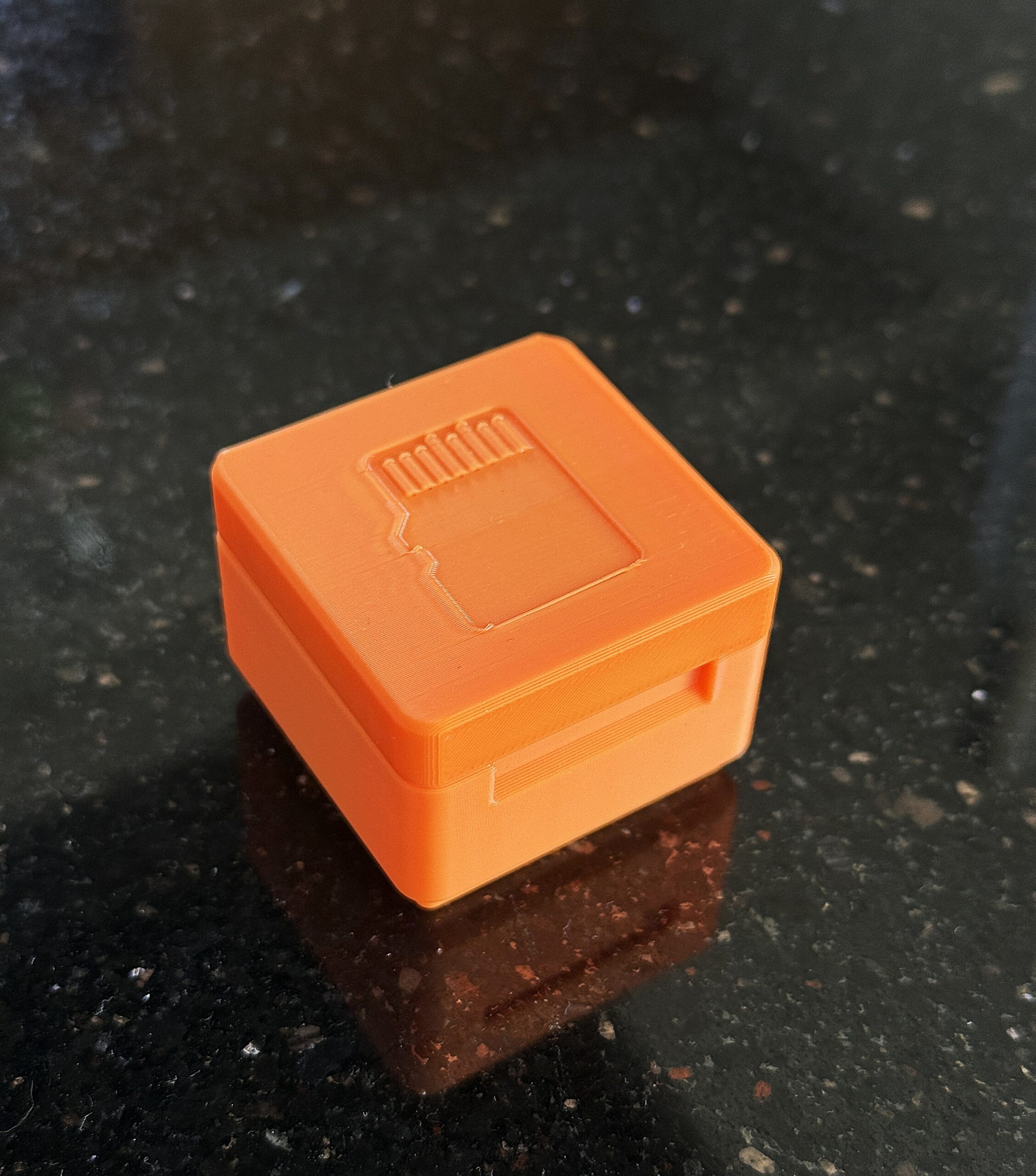 Mini skrzynka / organizer na karty microSD i SD – gadżeciarski, kompaktowy i stylowy - obrazek 9