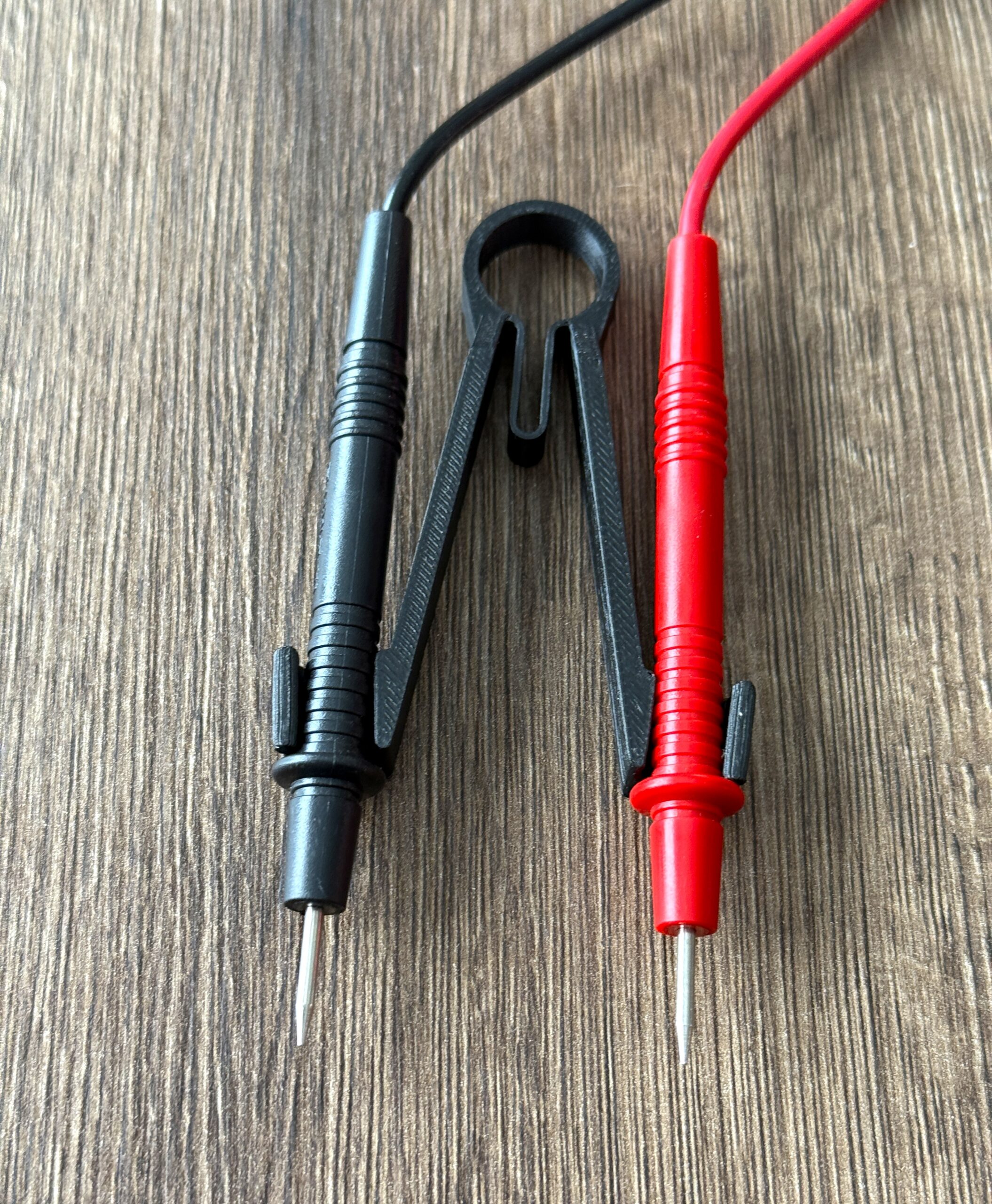 Pęseta, uchwyt do sond pomiarowych multimetru / miernika 9 mm - obrazek 9