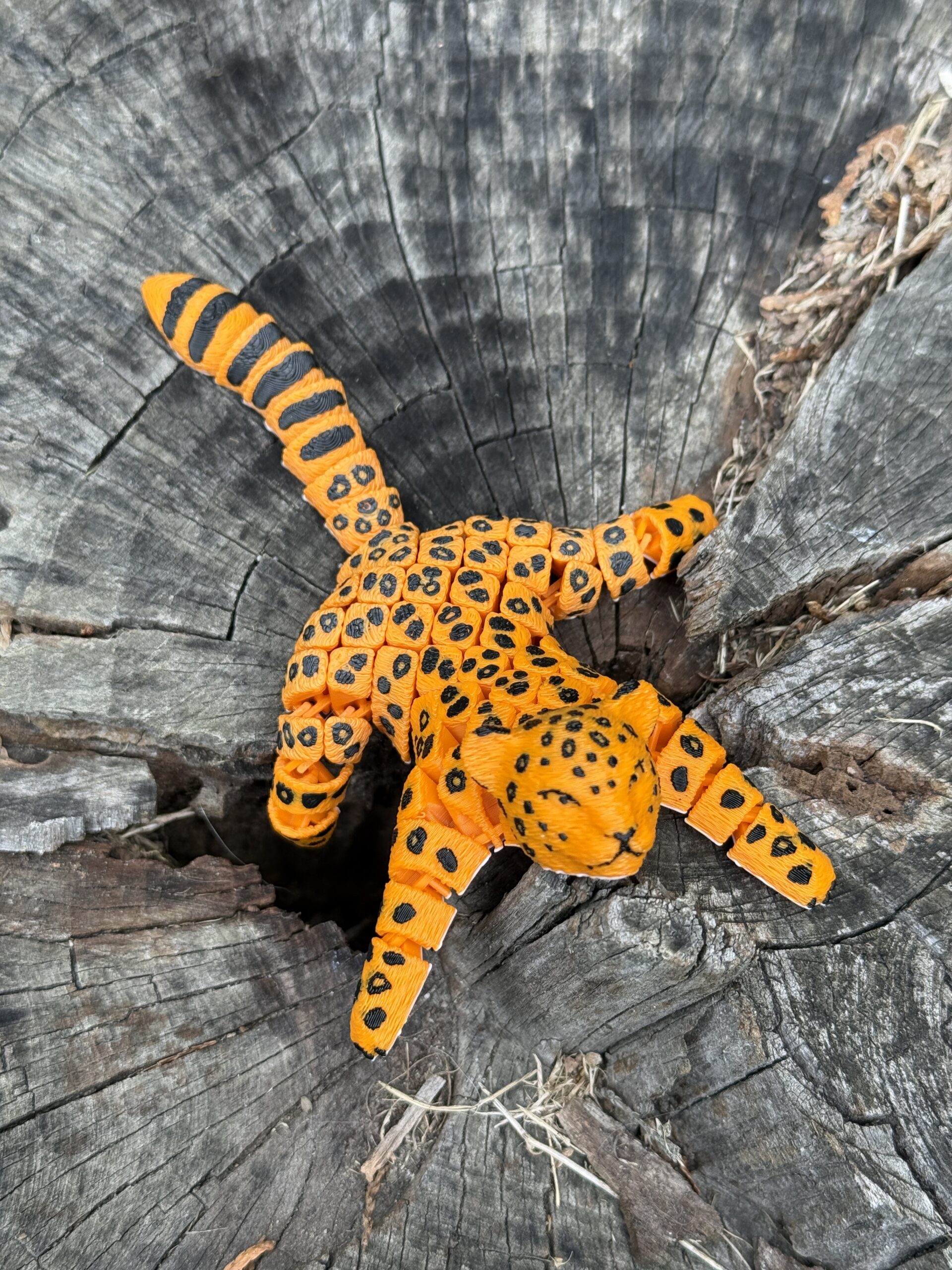 Lampart Plamisty 3D – Segmentowa, Ruchoma Figurka, zabawka - obrazek 10