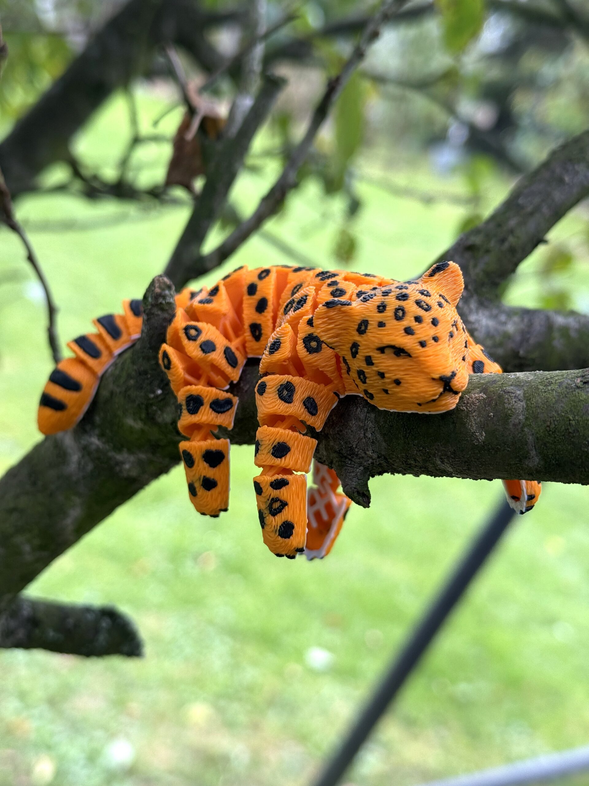 Lampart Plamisty 3D – Segmentowa, Ruchoma Figurka, zabawka - obrazek 13