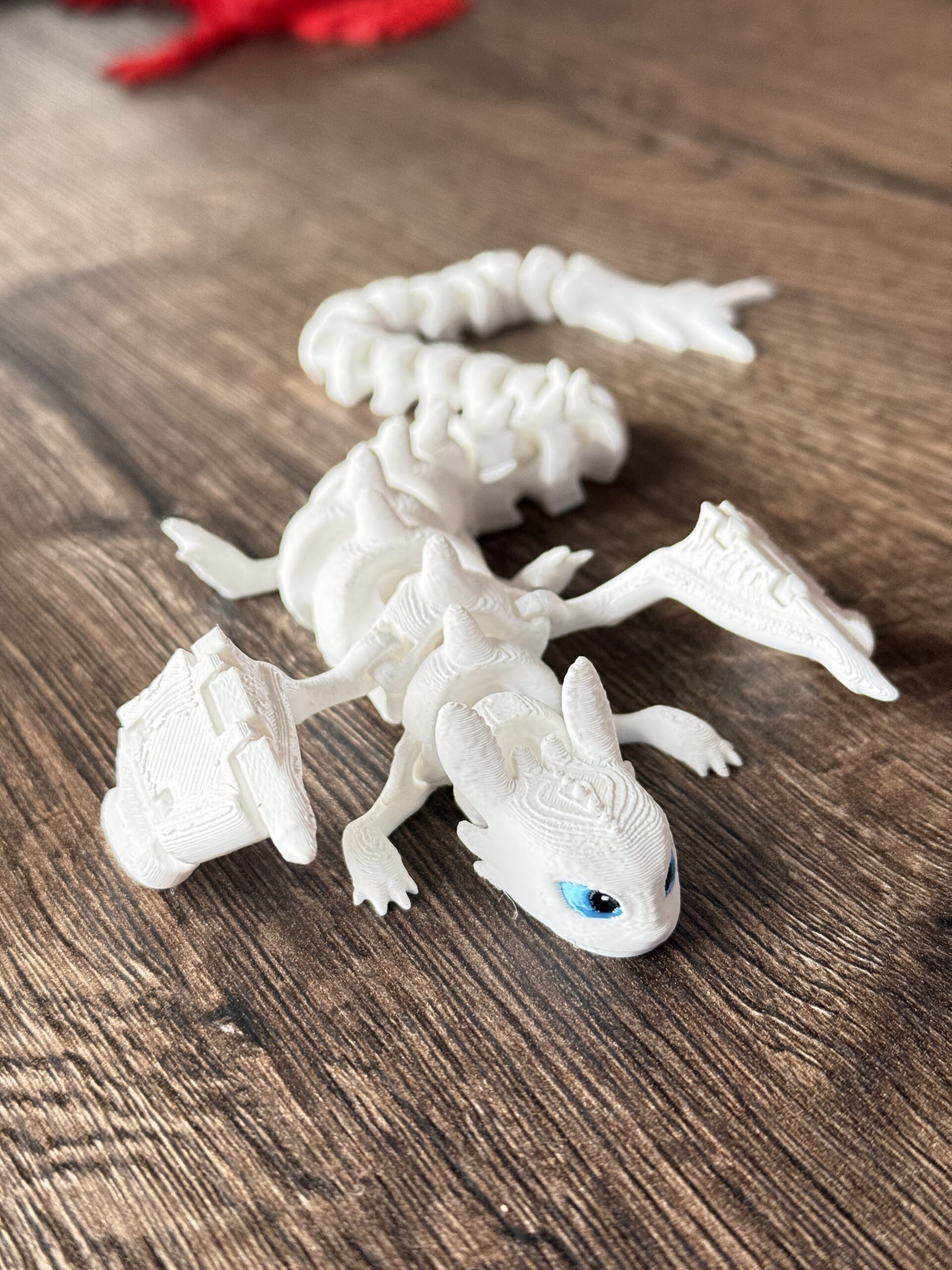 Biała Furia 3D 30 cm– przegubowa figurka inspirowana „Jak wytresować smoka” - obrazek 14