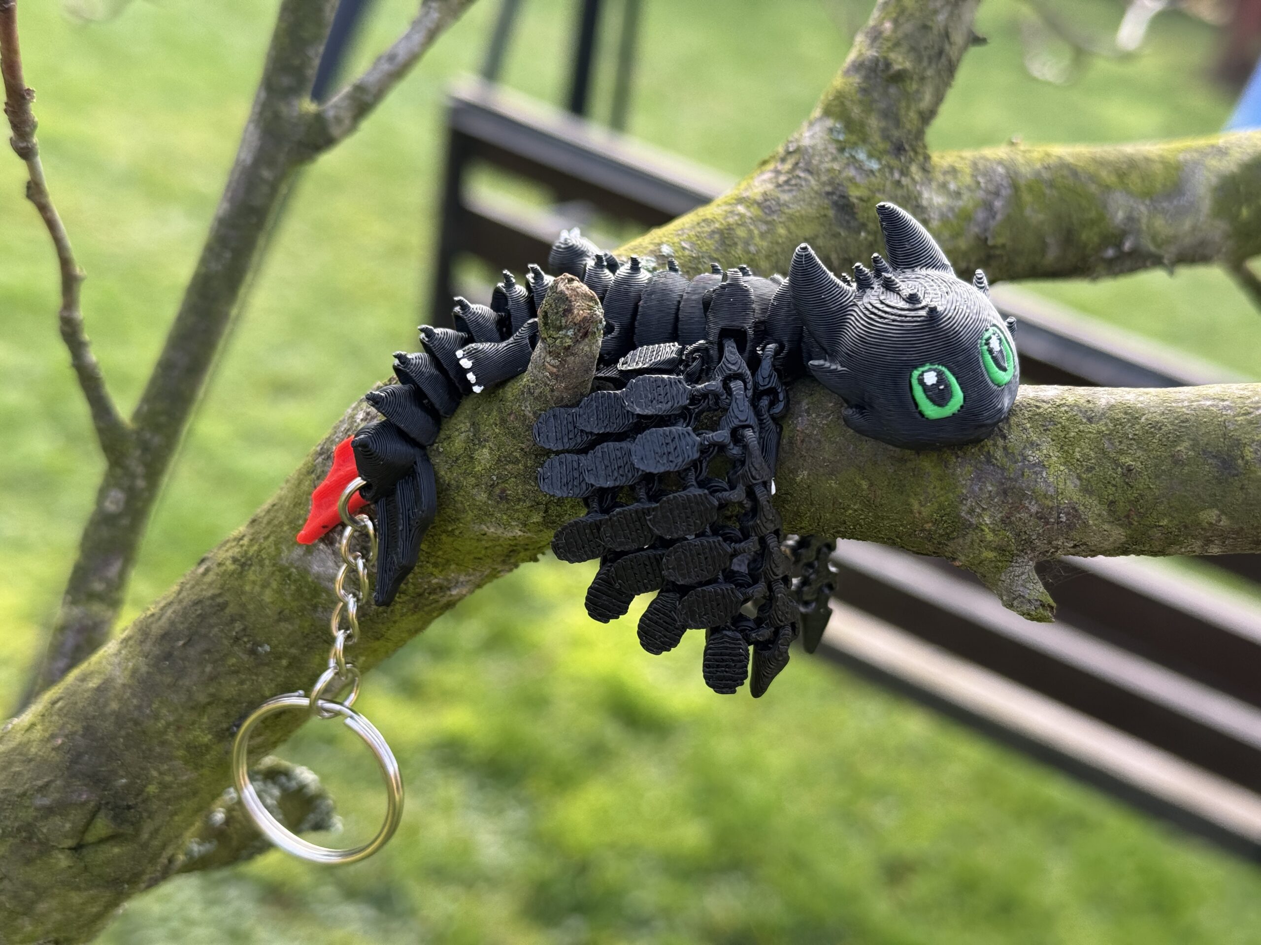 Szczerbatek 3D ruchomy Brelok – Nocna Furia z „Jak wytresować smoka” - obrazek 11