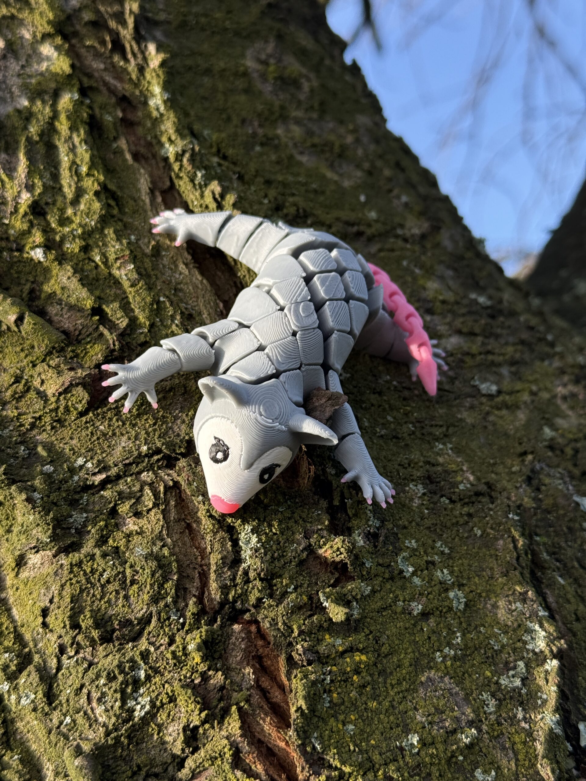 Słodki segmentowy Opos 3D – elastyczna figurka 3D pełna uroku, zabawka - obrazek 9