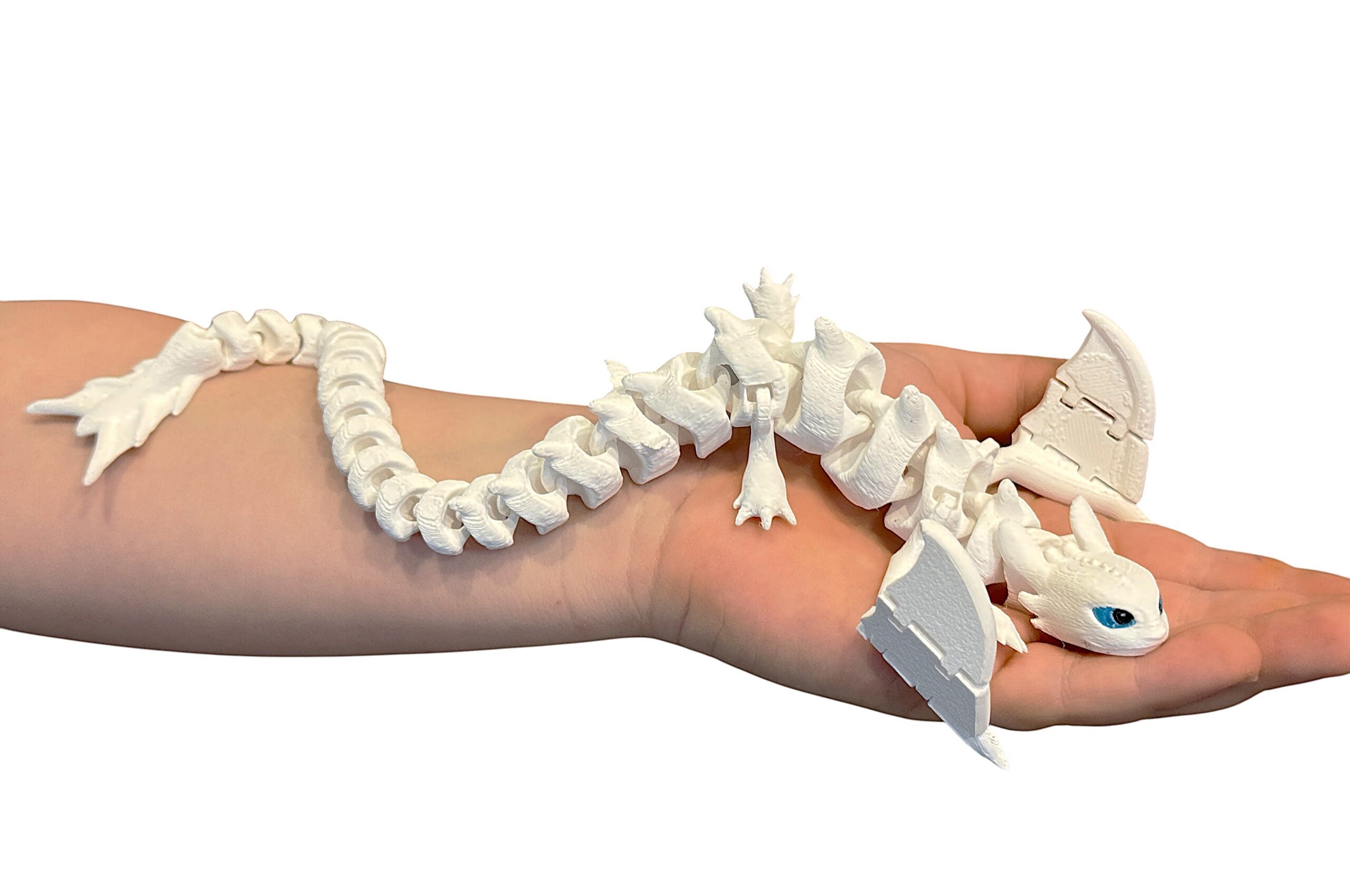 Biała Furia 3D 30 cm– przegubowa figurka inspirowana „Jak wytresować smoka” - obrazek 16