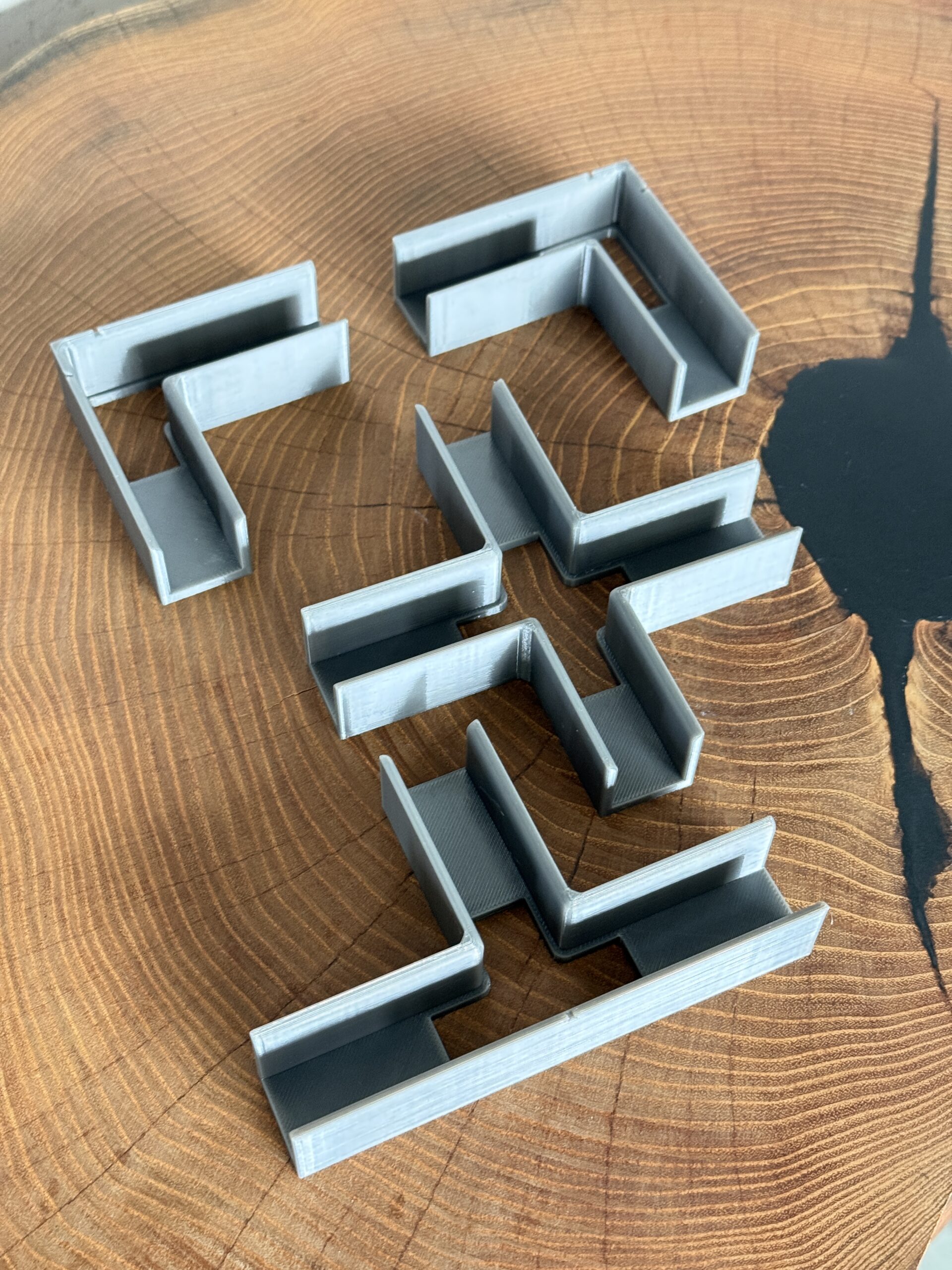 Zestaw Uchwytów Stolarskich do Płyty Montażowej 18 mm – Twoja „trzecia ręka” w warsztacie! - obrazek 3