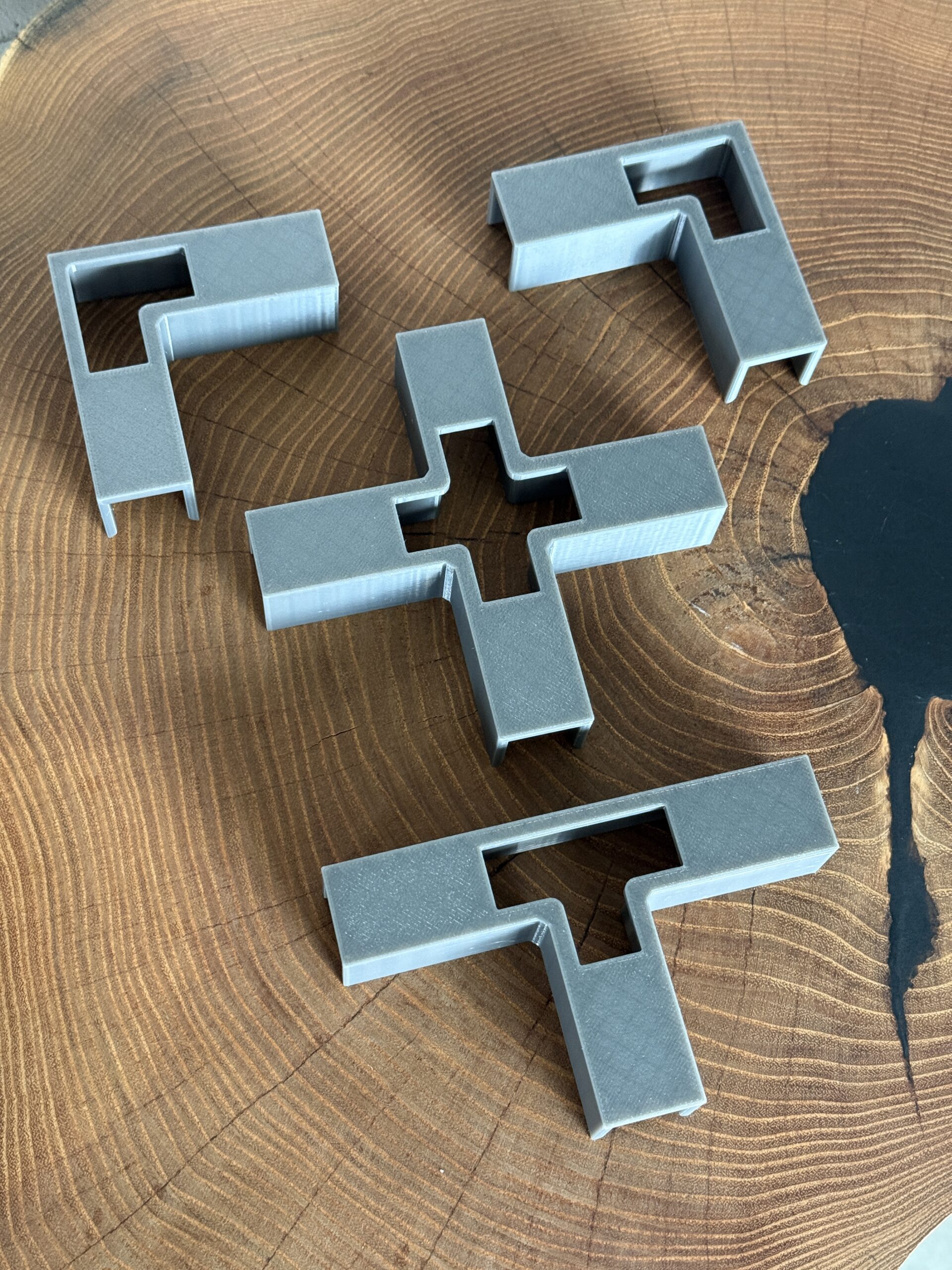 Zestaw Uchwytów Stolarskich do Płyty Montażowej 18 mm – Twoja „trzecia ręka” w warsztacie! - obrazek 5