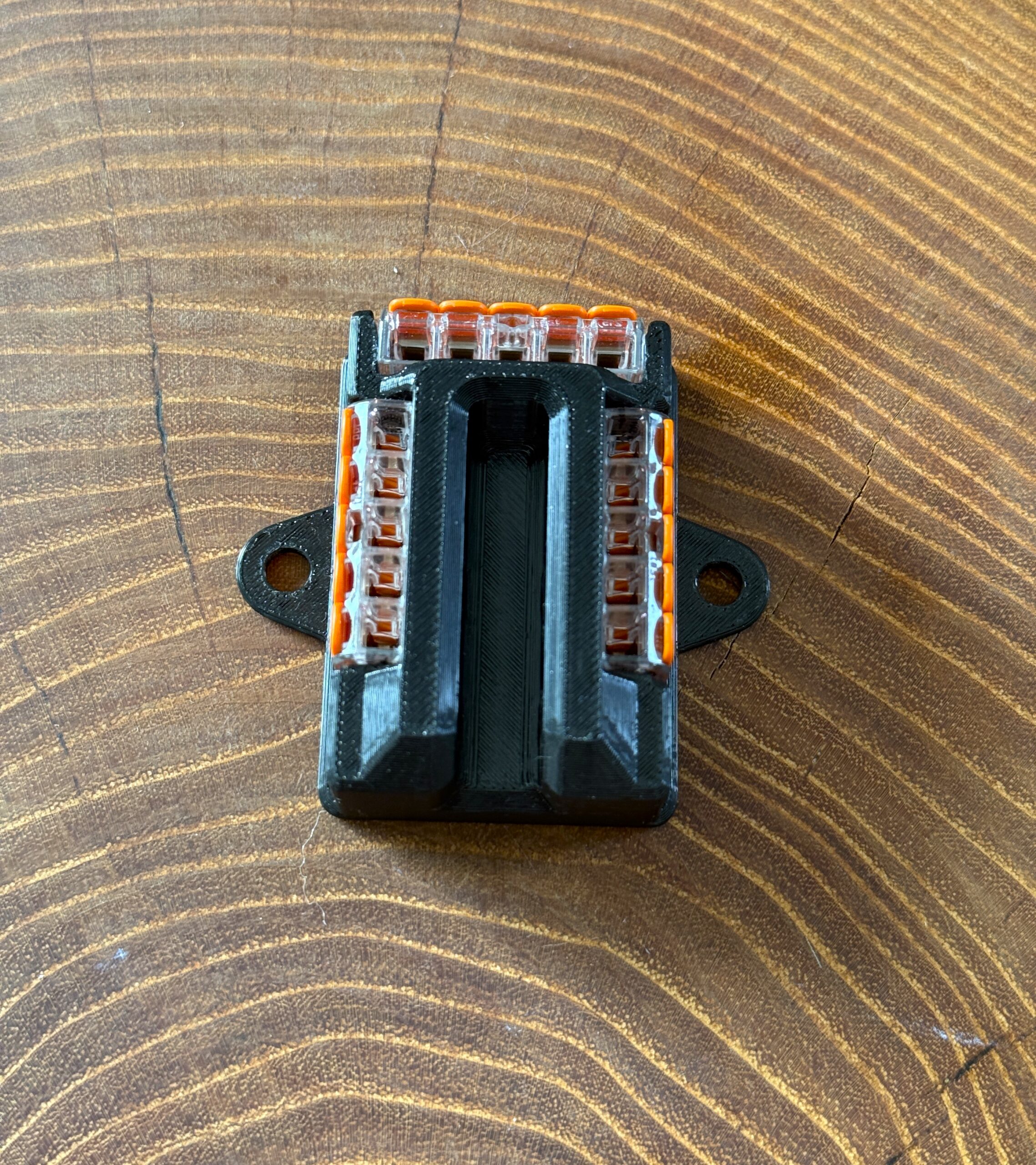 Blok rozdzielczy do kostek WAGO 221-415 – solidny uchwyt 3-sekcyjny - obrazek 3