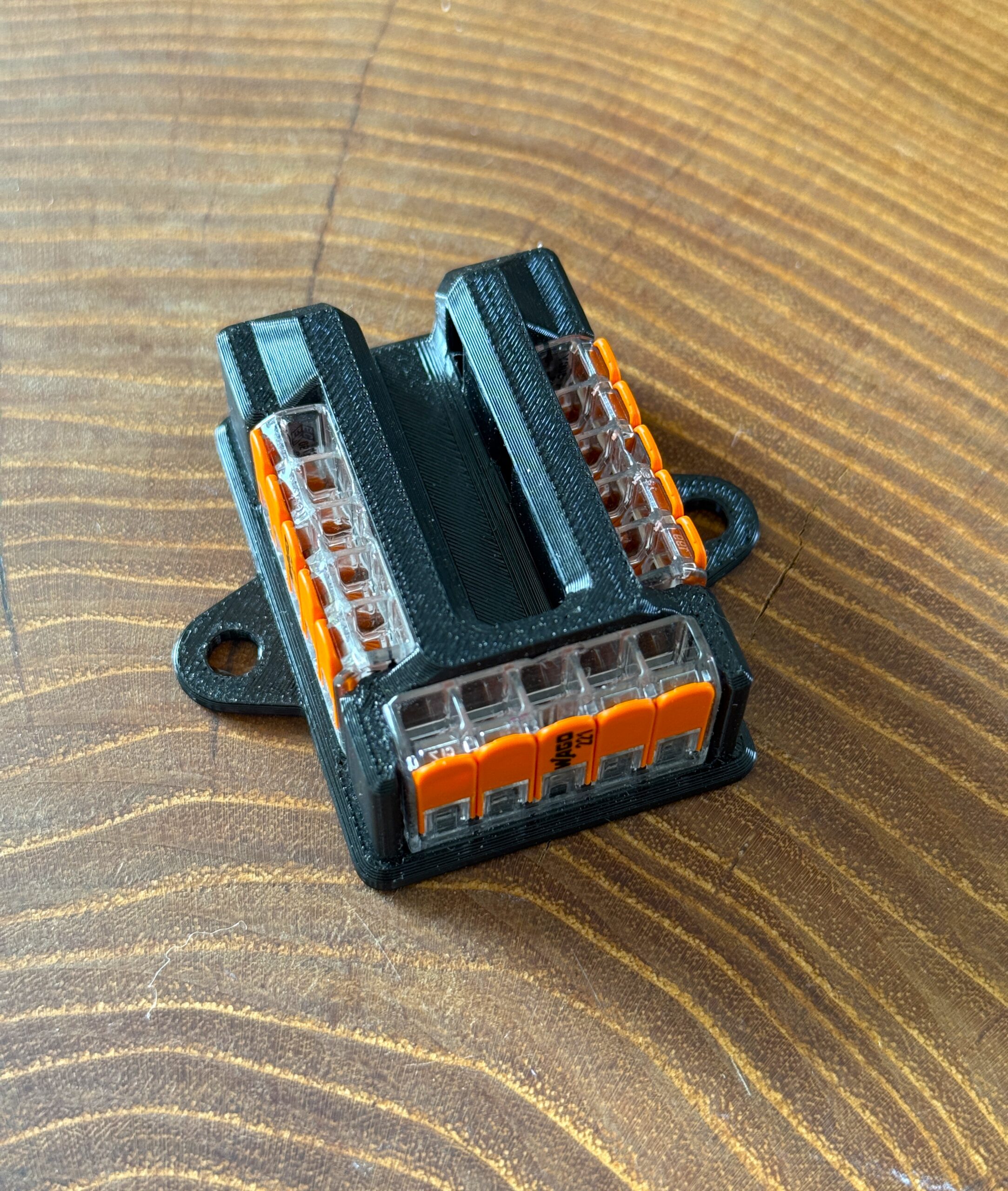 Blok rozdzielczy do kostek WAGO 221-415 – solidny uchwyt 3-sekcyjny - obrazek 5