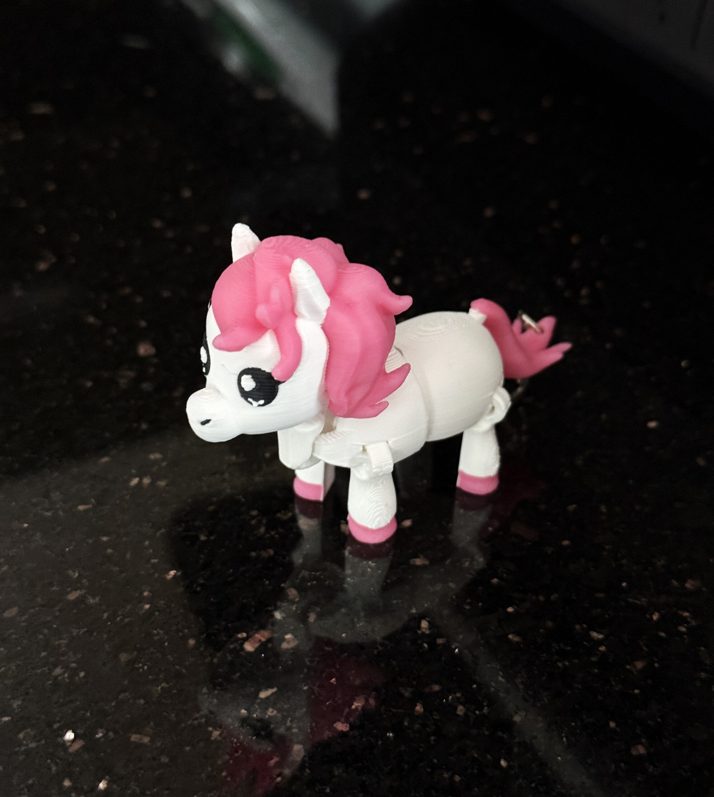 Konik, Kucyk Pony 3D – brelok, słodka mini figurka, zabawka, prezent - obrazek 3