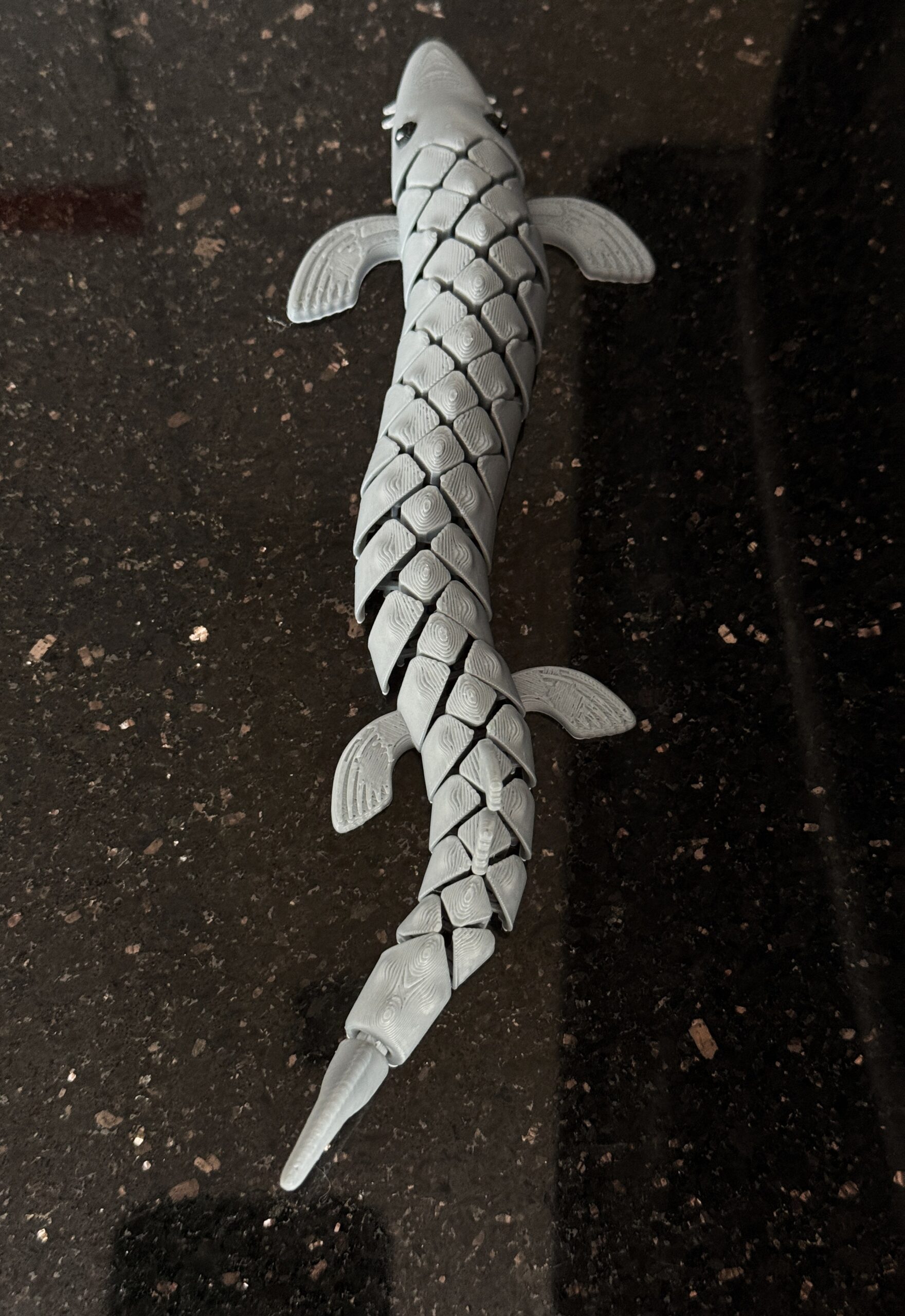 Segmentowa ryba Jesiotr 3D– figurka segmentowa, ruchoma 20 cm, zabawka - obrazek 7