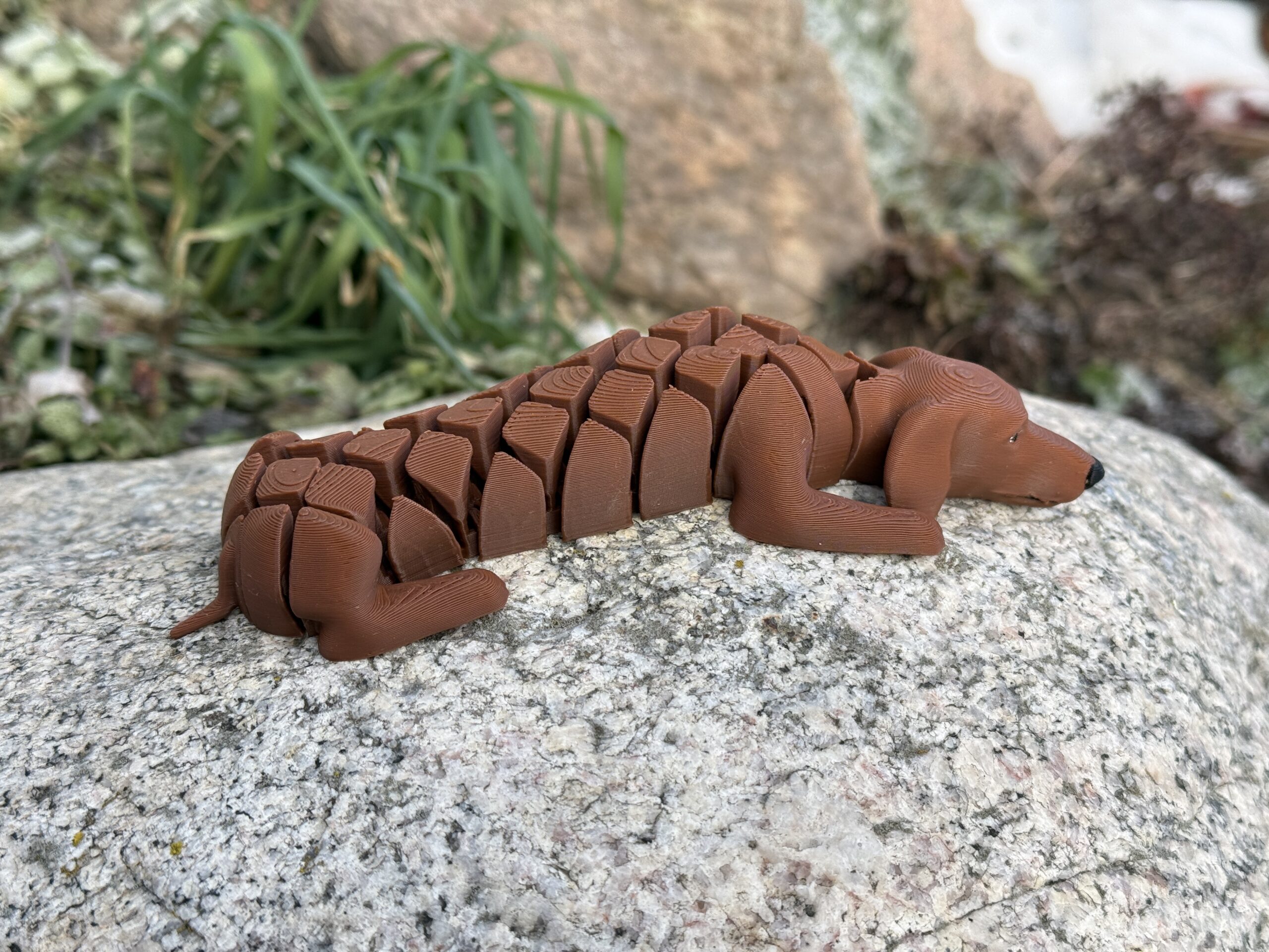 Jamnik 3D – Segmentowa figurka, piesek z charakterem, zabawka, prezent - obrazek 10