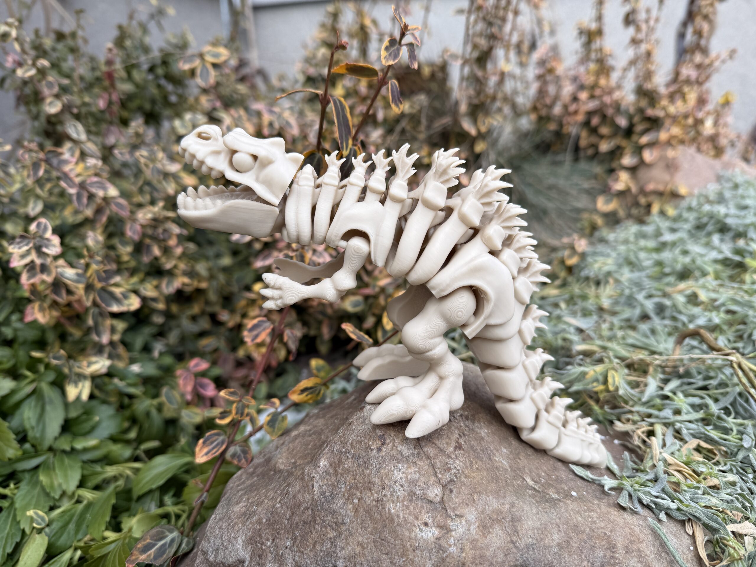 Godzilla 3D – szkielet legendarnego tytana, ruchoma figurka 3D z otwieraną paszczą - obrazek 9