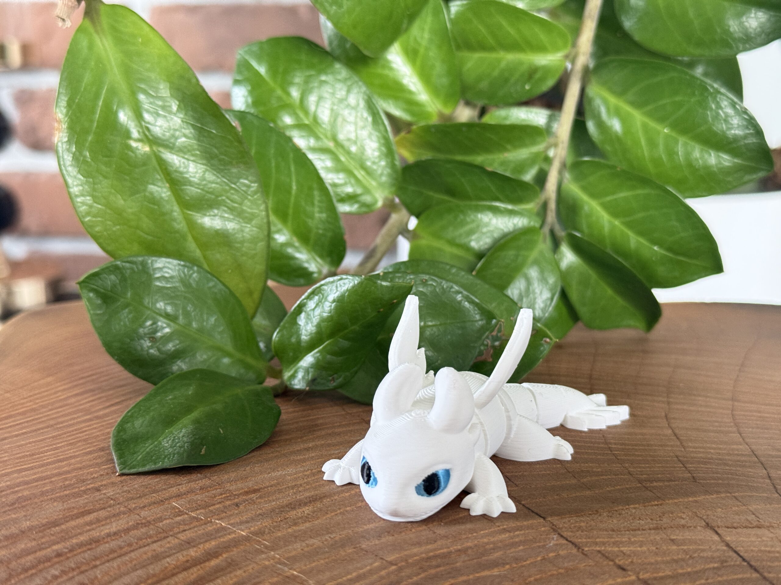 Biała Furia 3D – przegubowa figurka inspirowana „Jak wytresować smoka” - obrazek 13