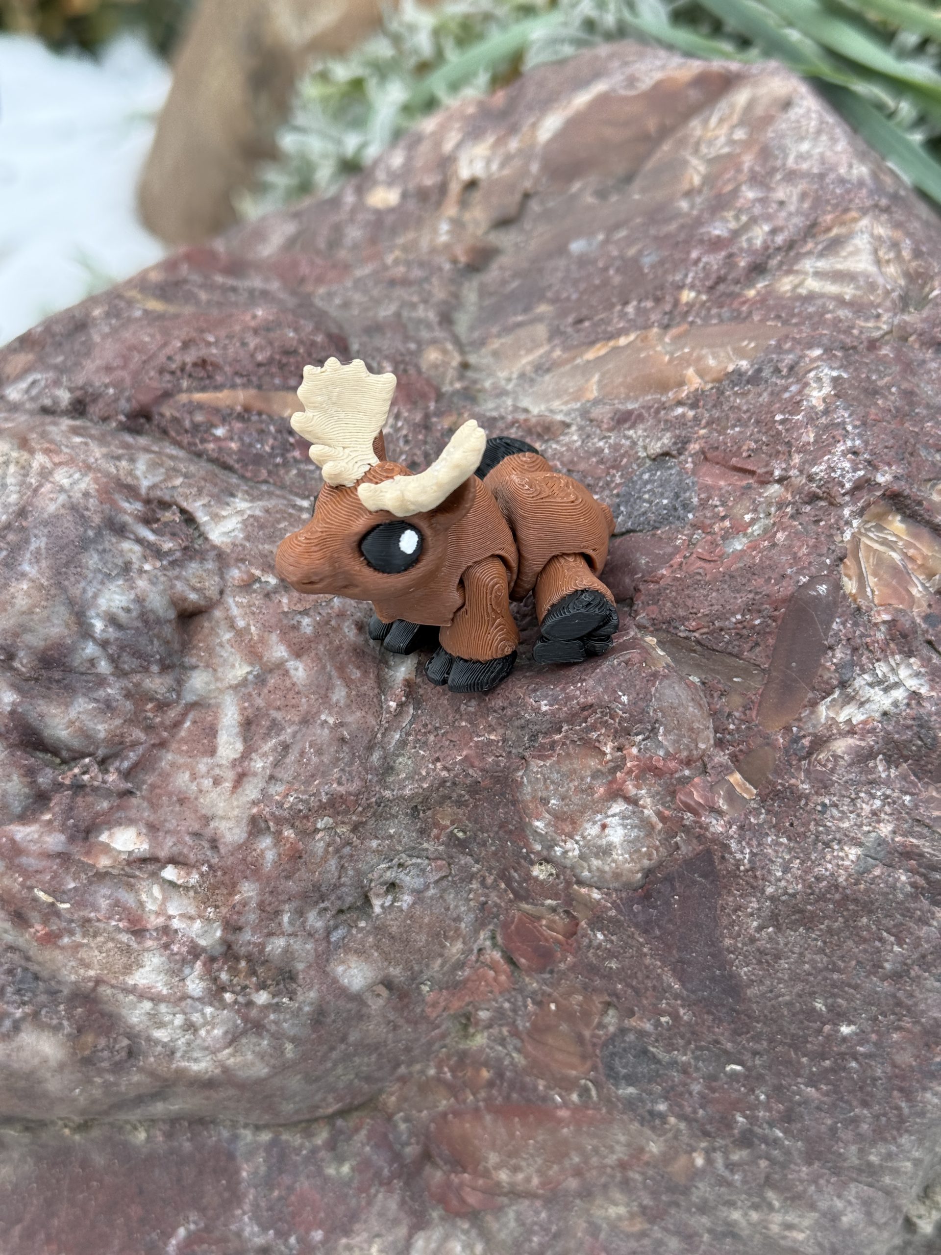 Słodki Łoś Minimals 3D – ruchoma mini figurka, kolekcja, zabawka - obrazek 15