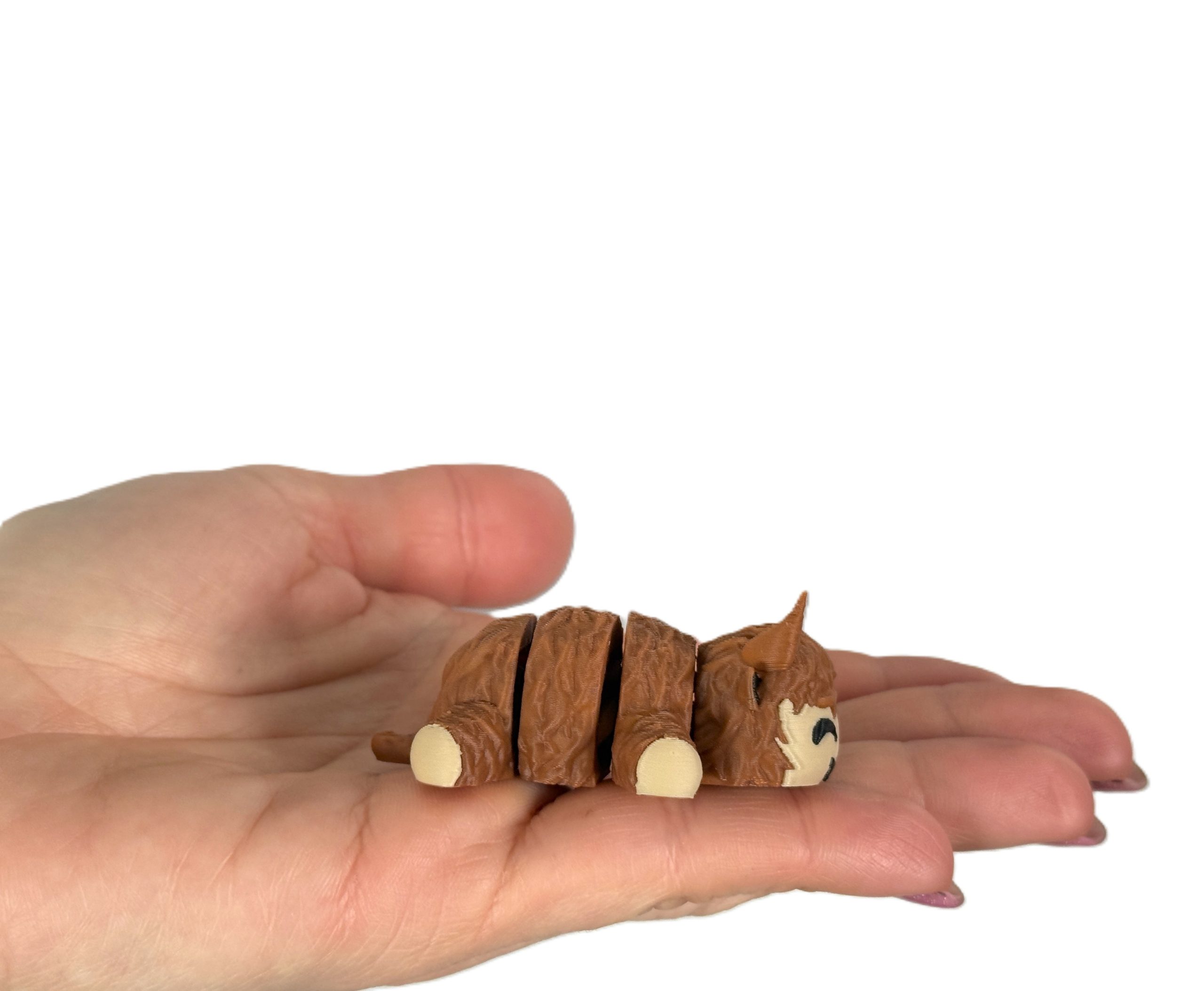 Krówka Górska Mini 3D – przegubowa figurka, urocza krówka z rogami - obrazek 3