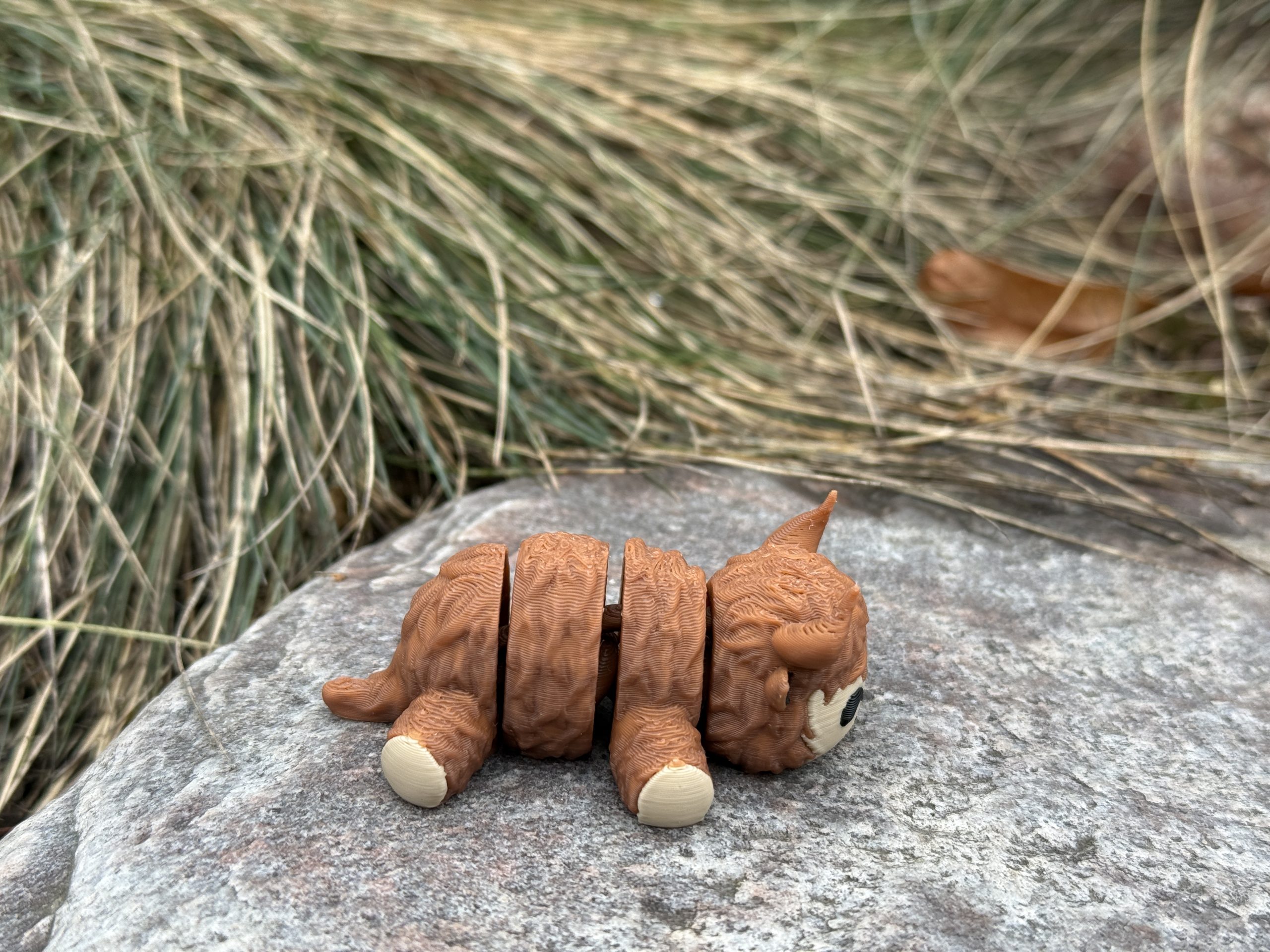 Krówka Górska Mini 3D – przegubowa figurka, urocza krówka z rogami - obrazek 9